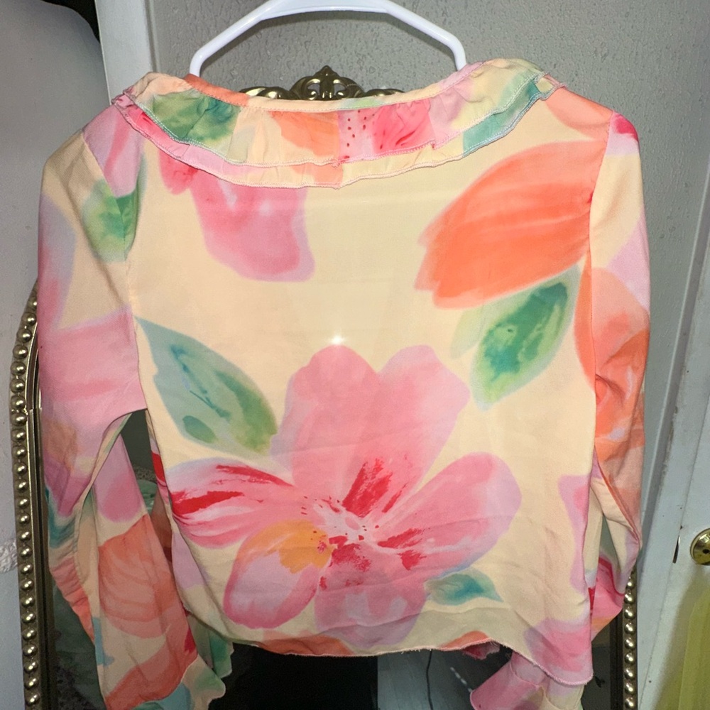 Colorful Ruffled Women's Top - Picture 2 of 2